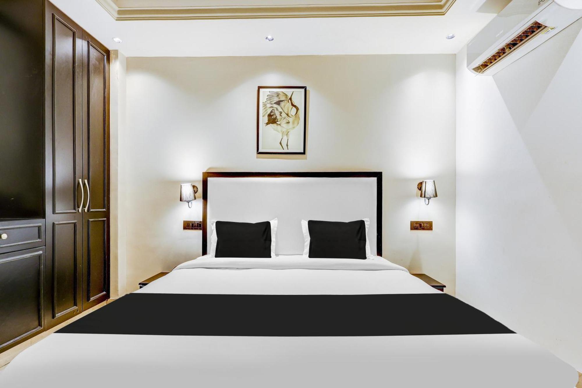 Super Townhouse Oak Udyog Vihar Ξενοδοχείο Γκουργκάον Εξωτερικό φωτογραφία
