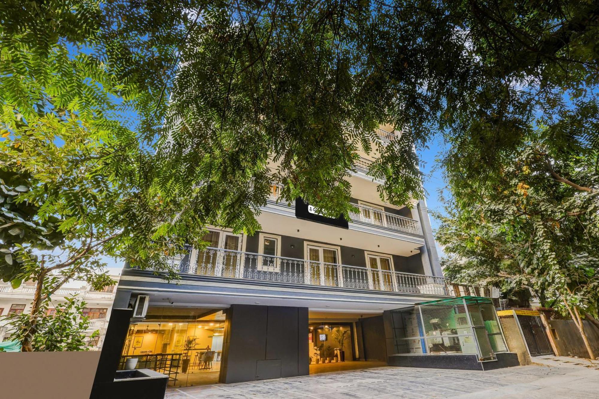 Super Townhouse Oak Udyog Vihar Ξενοδοχείο Γκουργκάον Εξωτερικό φωτογραφία